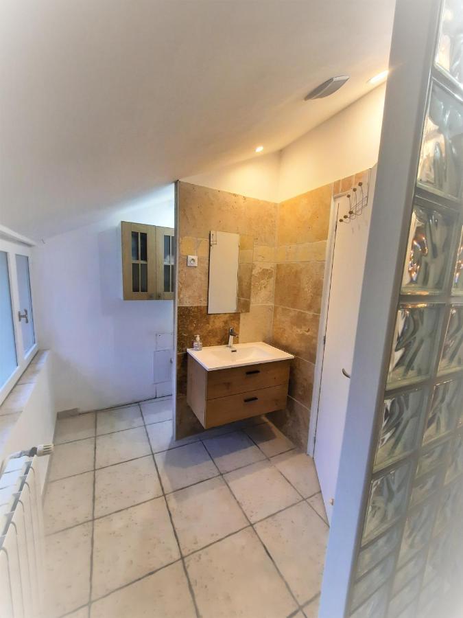 Le Cocoon Avec Parking Gratuit Appartement Cuisery Buitenkant foto